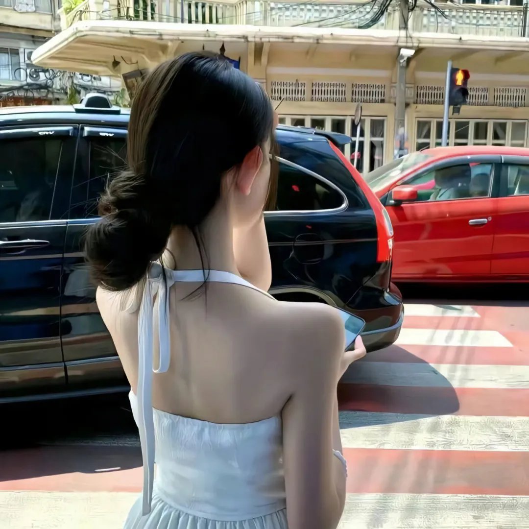 不是孤单一人2023